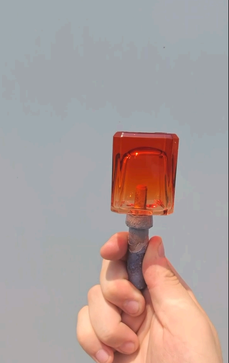 Avante fragrance cap detail